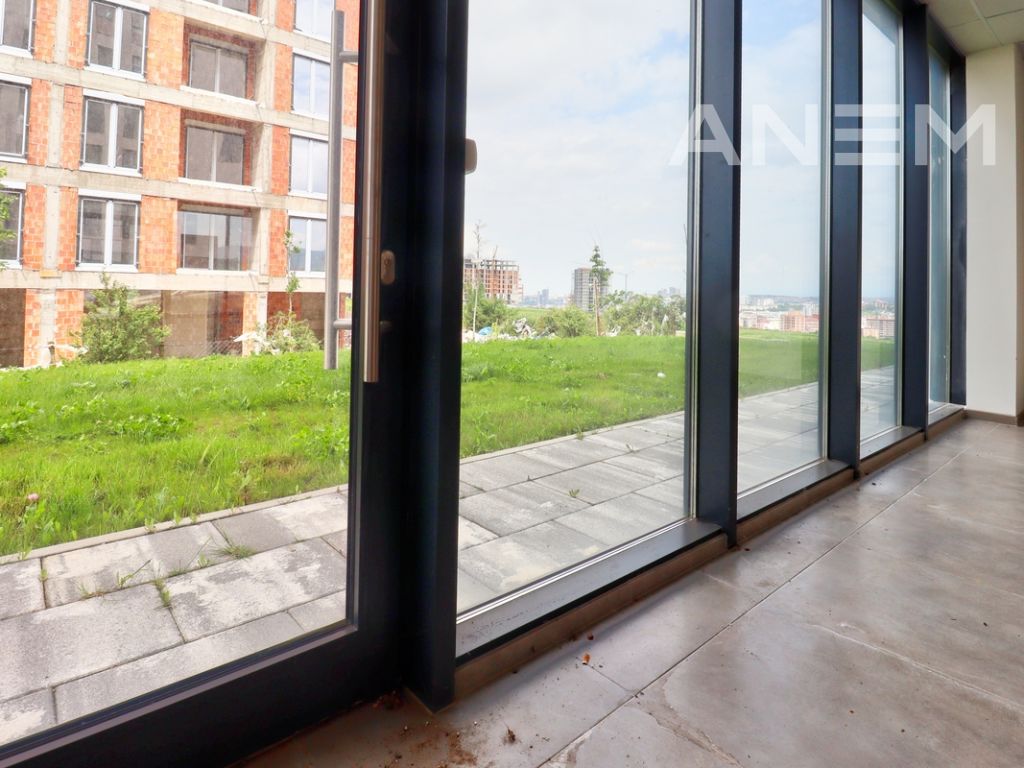 Lokal me qira 100m² te Pallati i Drejtësisë 4