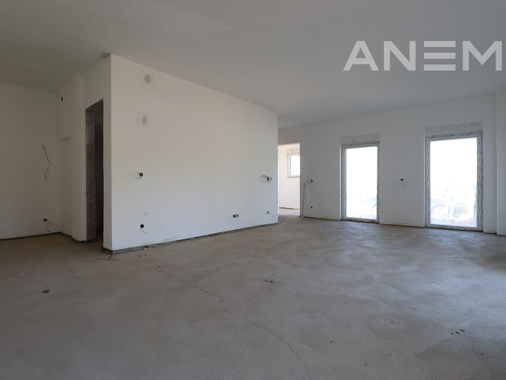 Shtëpi në shitje 193.11m² në lagjen Royal Green Residence 3