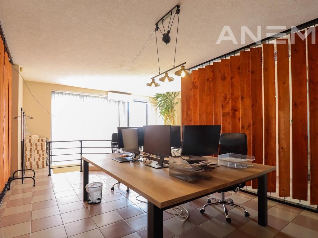 Lokal me qira 260m² në lagjen Bregu i Diellit 2