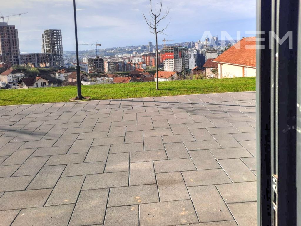 Lokal në shitje 75.79m2 në Prime City 2