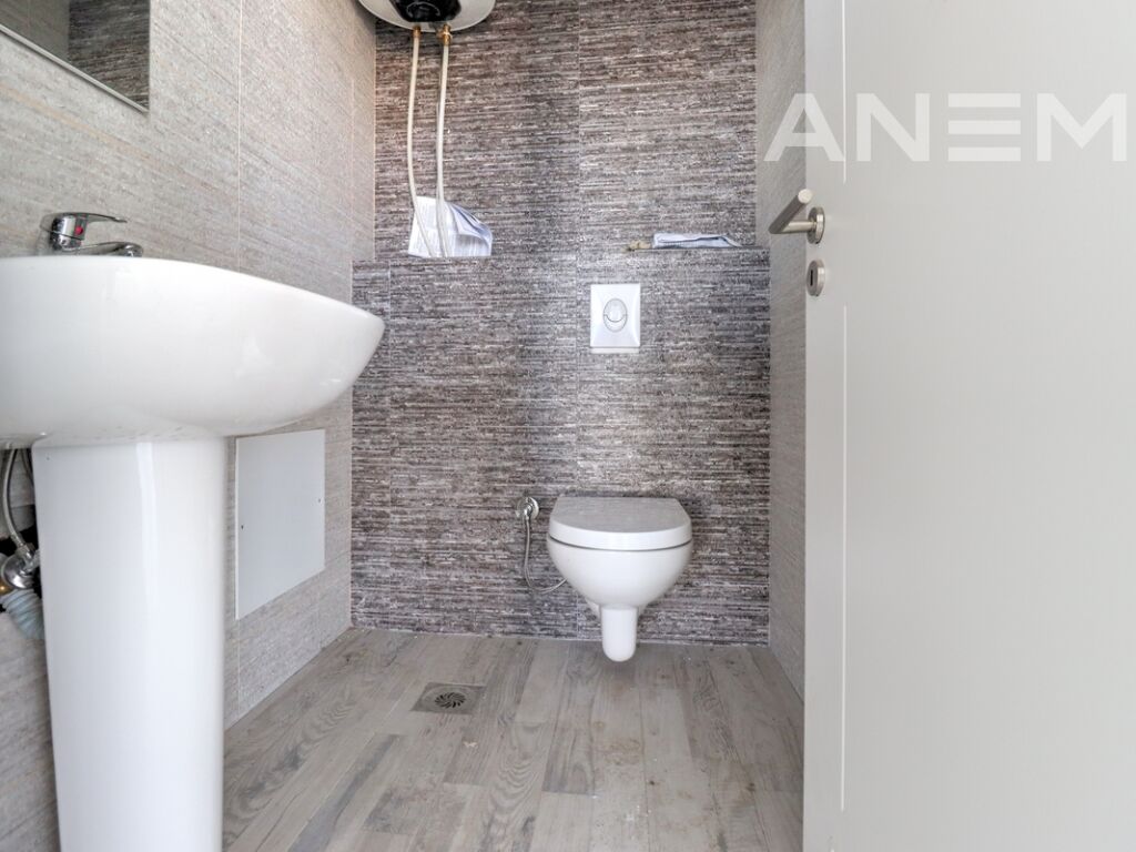 Lokal me qira 71m² në lagjen Veternik