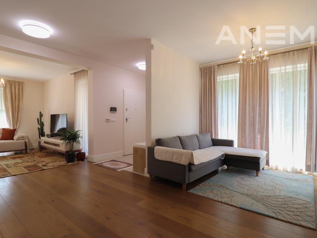 Shtëpi në shitje 174m²+42m² në lagjen Marigona Residence 3
