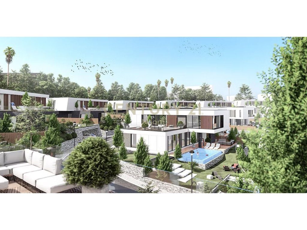 Elite Villas at East Side Residence!! 3