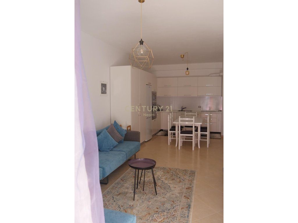 1+1 Apartment for Rent in Vlore 2