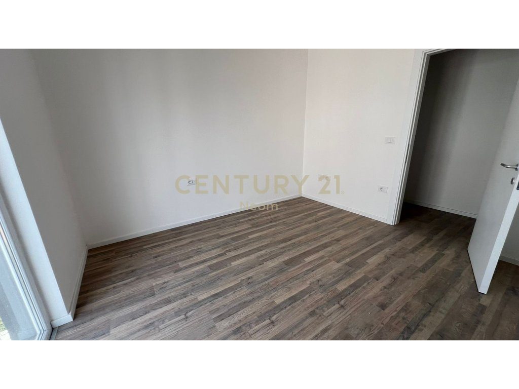 Apartment 2+1 for Sale – Tirana Entry 2 2