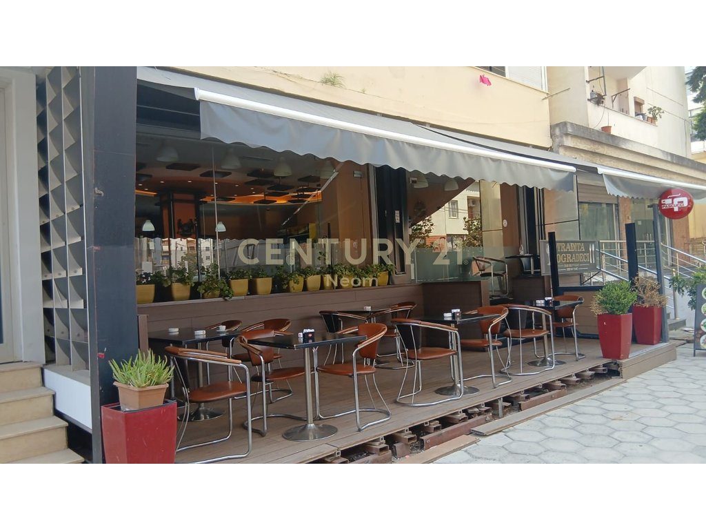 FURNISHED BUSINESS UNIT FOR SALE IN LAPRAKË 1