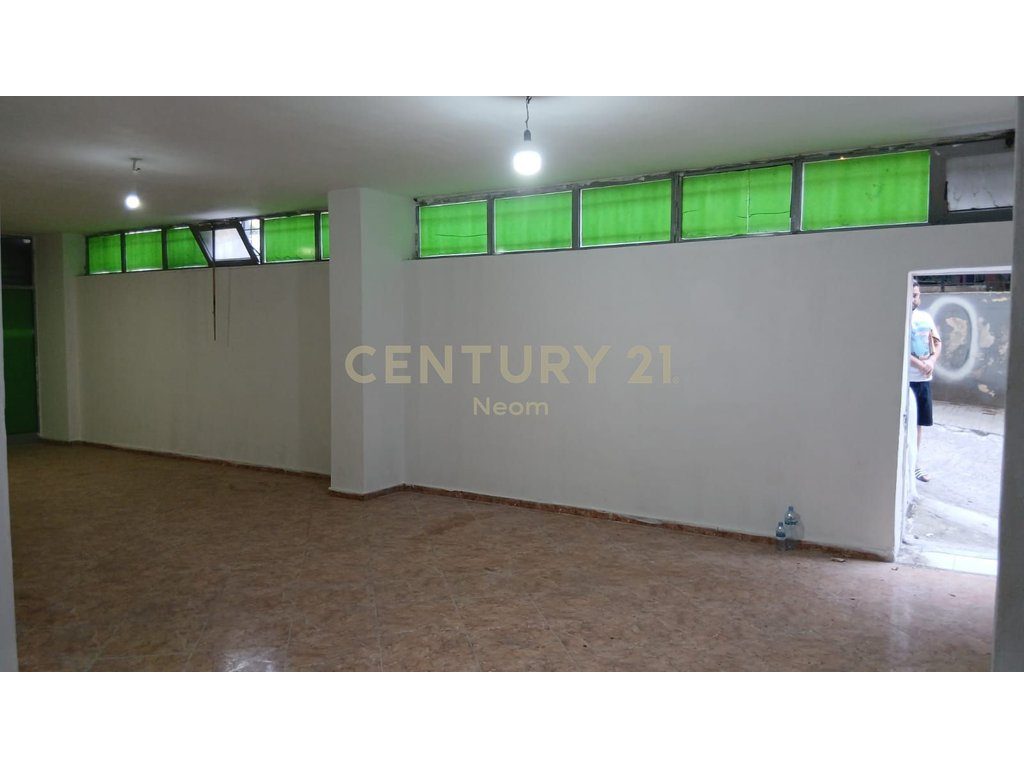 Commercial Unit for Rent, in the front line of the street behind the bus terminal