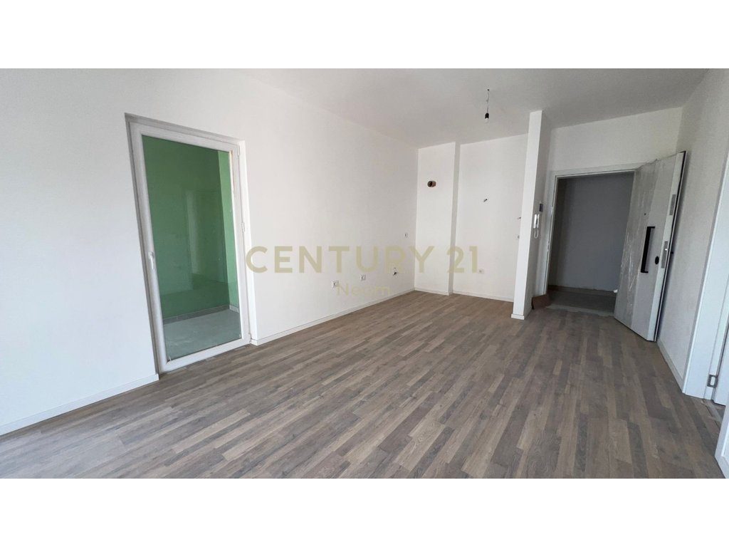 Apartment 2+1 for Sale – Tirana Entry 2