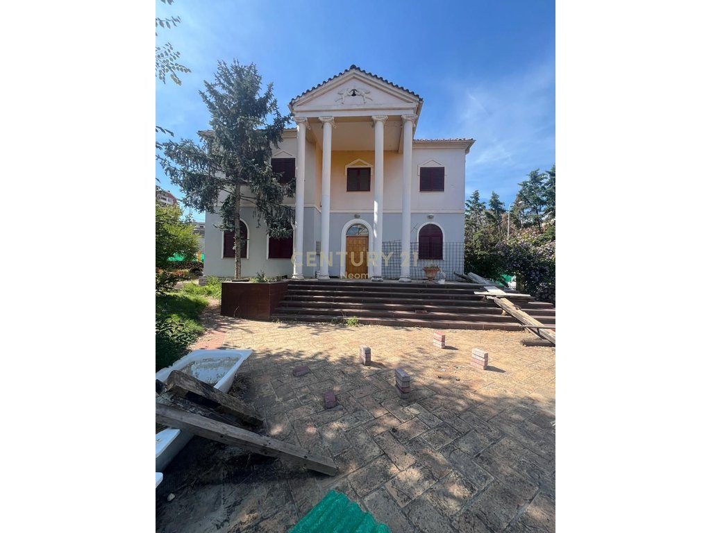 VILLA FOR RENT IN SELITE!