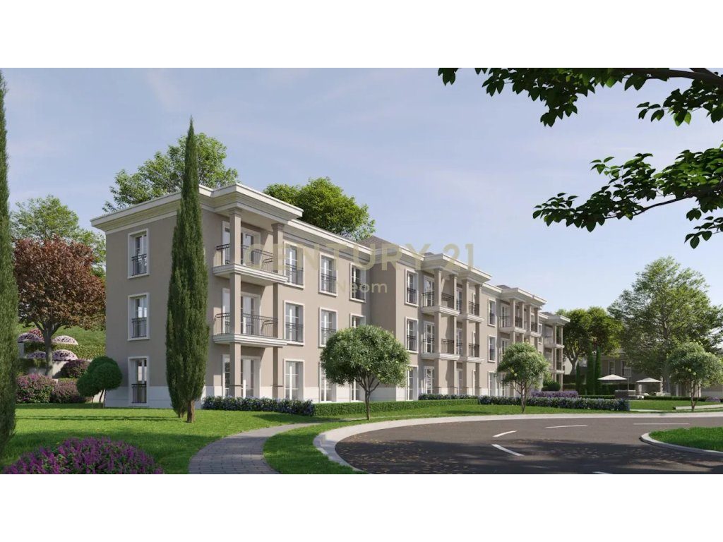 Shesim Apartment 2+1 in Rolling Hills, Lake Farka