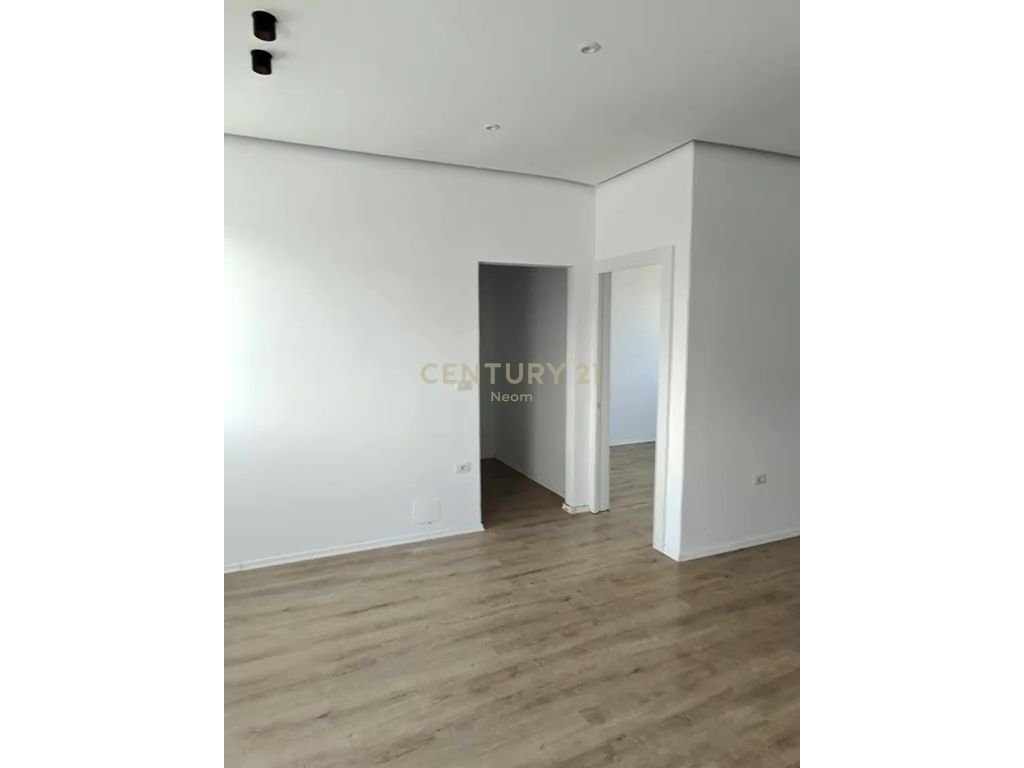 Apartment for Rent in Bllok 3
