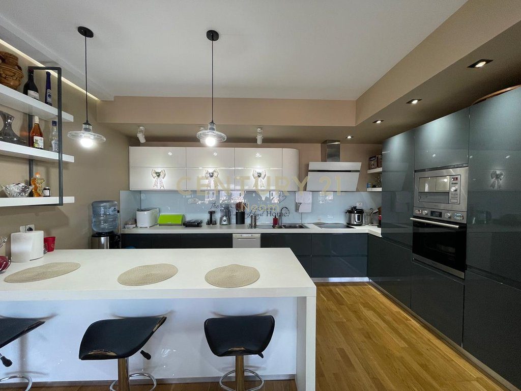 SHESIM, APARTAMENT 3+1+2+POST PARKIMI, KOPSHTI BOTANIK! 4