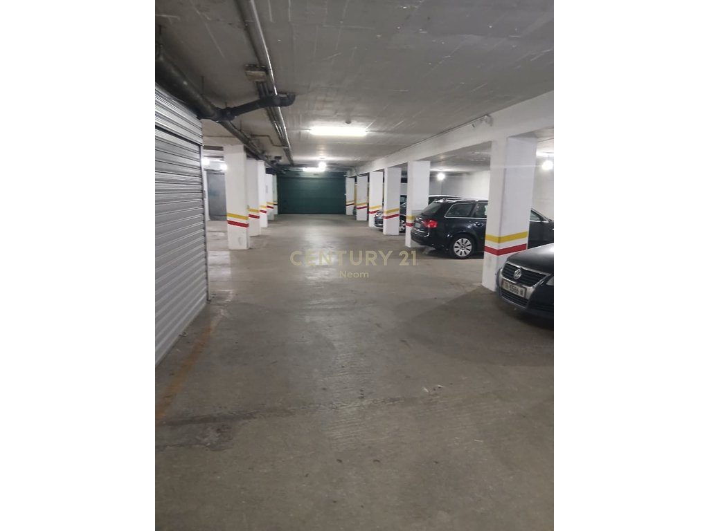 🚗 GARAGE FOR SALE 80M2 – BOGDANËVE STREET NEAR THE CENTER