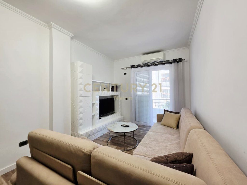 FOR RENT 1+1 APARTMENT, WITHOUT BALCONY, NEAR DRY LAKE - 600 EURO 3