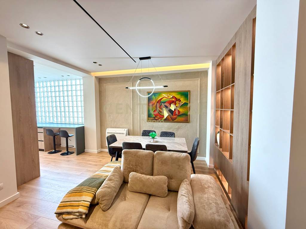 QIRA, APARTMENT 3+1+2 + STORAGE, KAVAJES STREET! 3