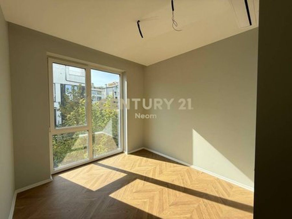 SHITET APARTAMENT 3+1+2 TE FOREST REZIDENC LIQENI I THATE 3
