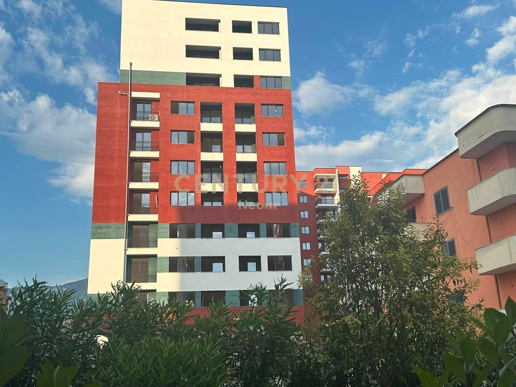 APARTMENT 2+1+2 FOR SALE IN THE XHAMLLIK AREA