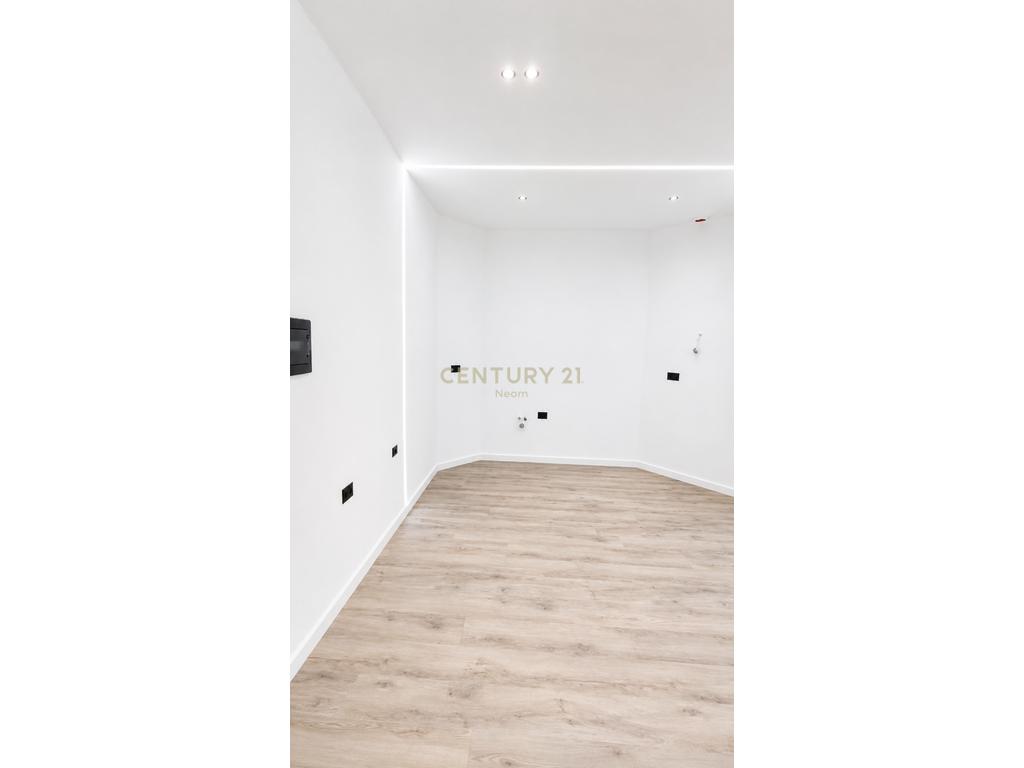 2+1 apartment for sale in Lungomare, Vlorë – a perfect opportunity for living or investment! 3
