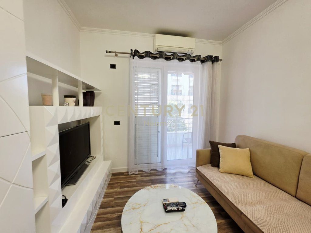 FOR RENT 1+1 APARTMENT, WITHOUT BALCONY, NEAR DRY LAKE - 600 EURO 4
