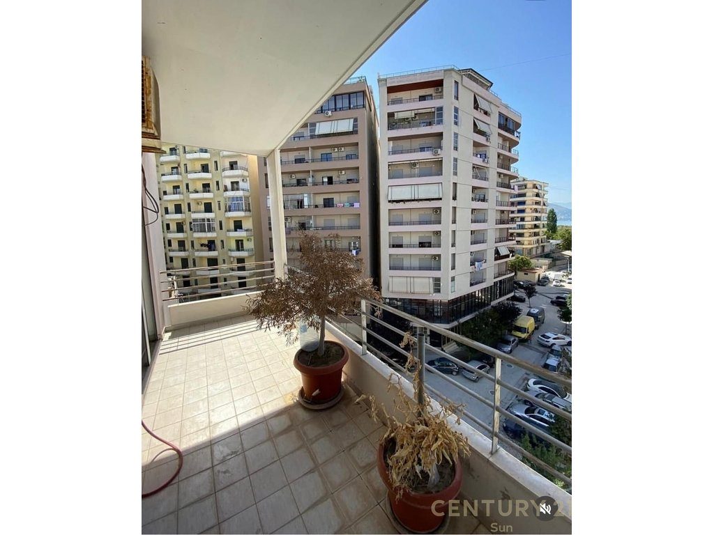 Jepet me qira apartament 2+1+2 pranë Rrugës së Cipajve, Vlorë 2