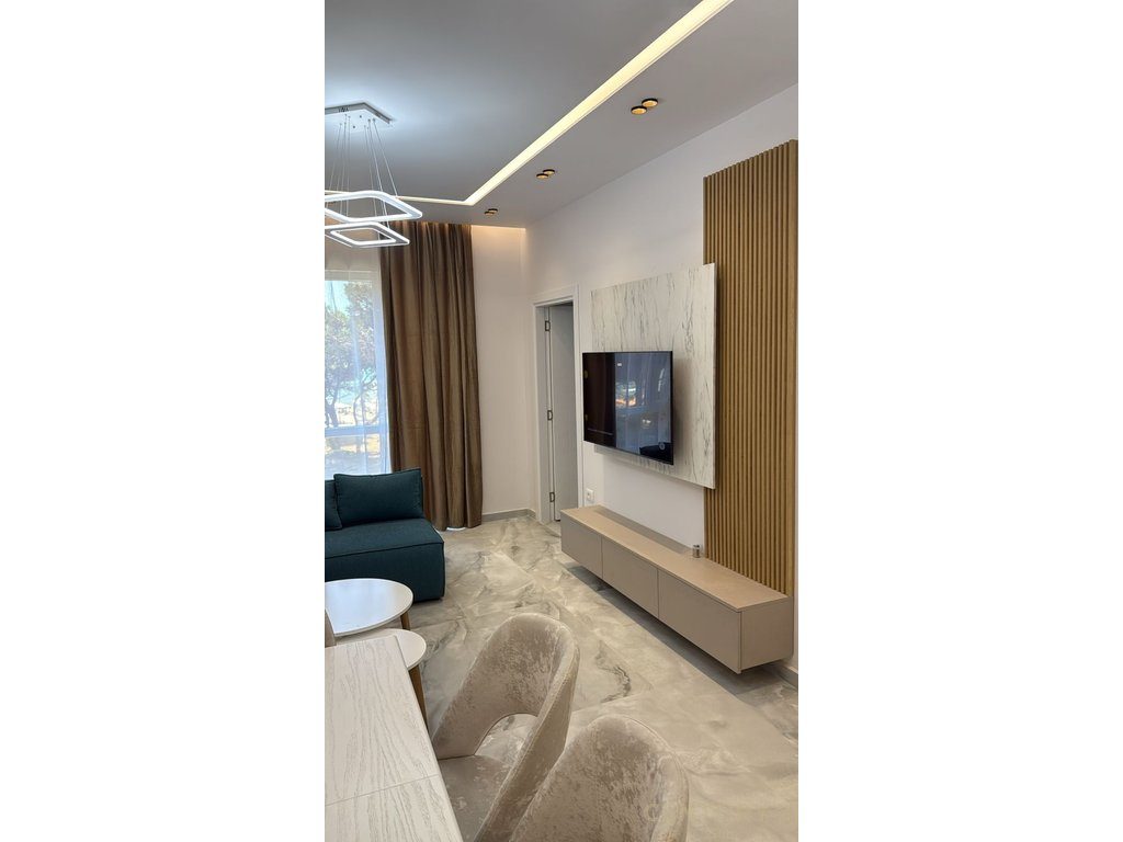 APARTAMENT 2+1 PER SHITJE ME PAMJE NGA DETI! 4