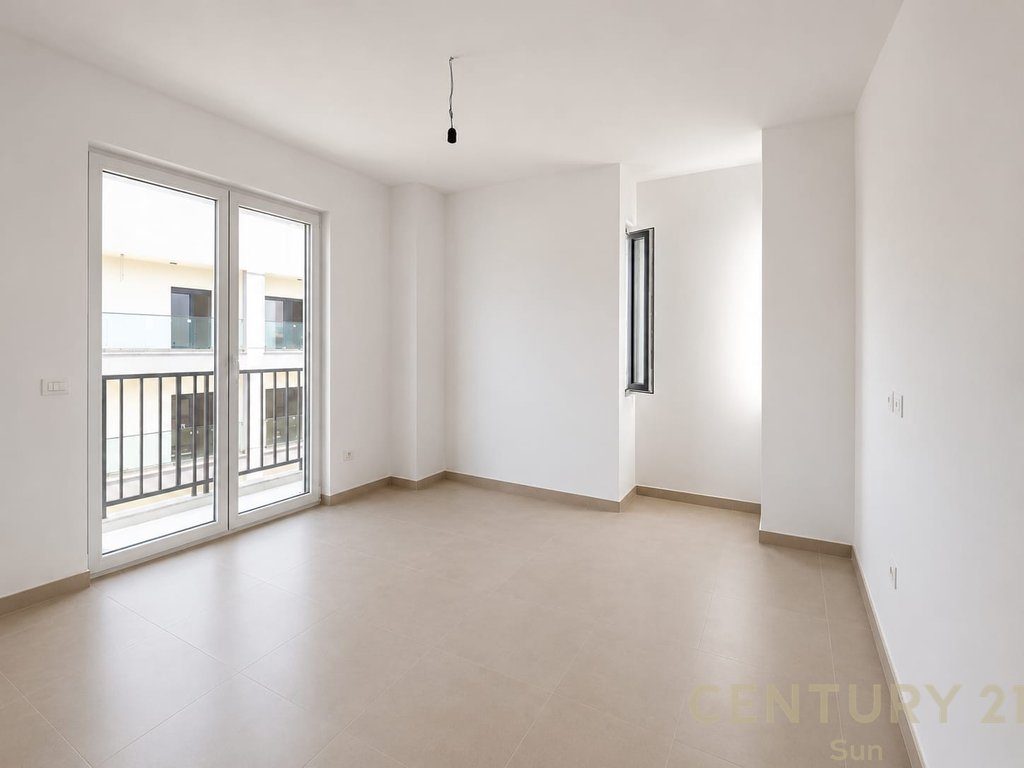 SHESIM APARTAMENT 2+1 NE GOLEM TE HOTEL "BONITA"