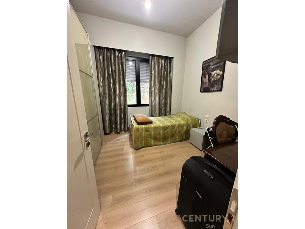 Apartament 3+1 Shitje në Liqeni i Thatë! 3