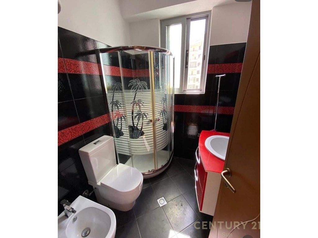 Jepet me qira apartament 2+1+2 pranë Rrugës së Cipajve, Vlorë 3