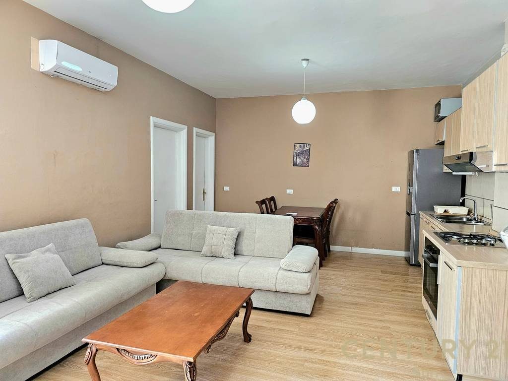APARTAMENT 1+1 ME QIRA PRANE KOPSHTIT ZOOLOGJIK 2