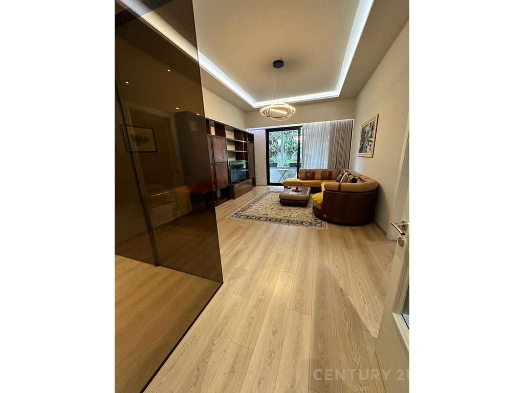 Apartament 3+1 Shitje në Liqeni i Thatë!