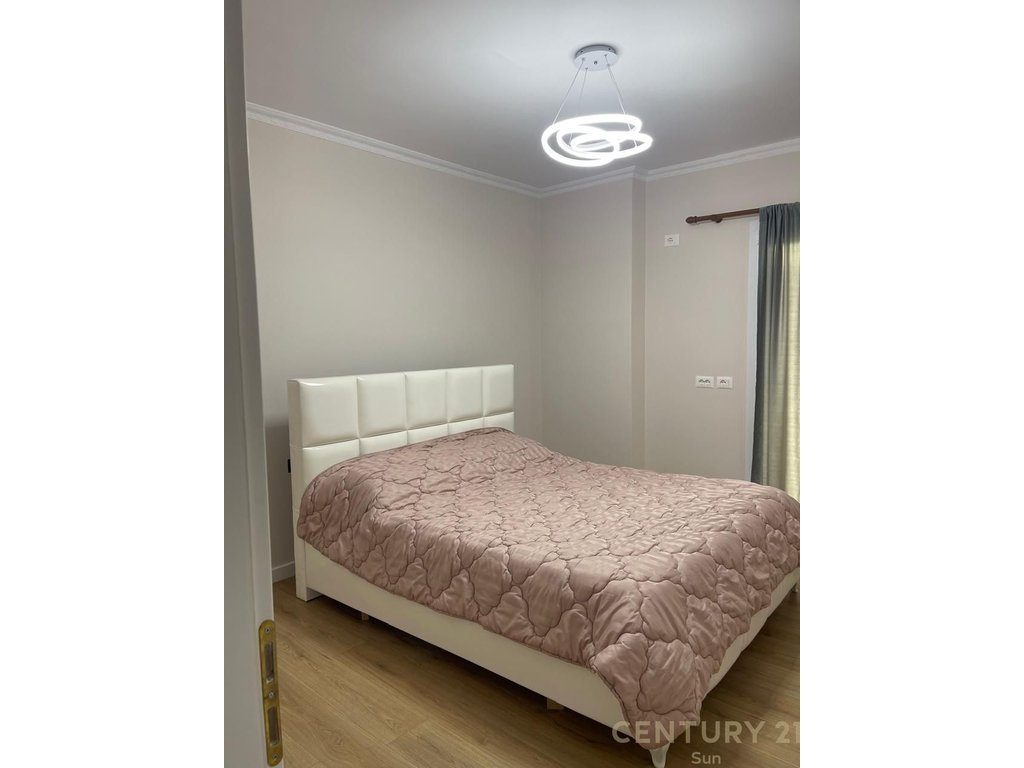 JEPET ME QIRA APARTAMENT 2+1+2 NE FRESK!