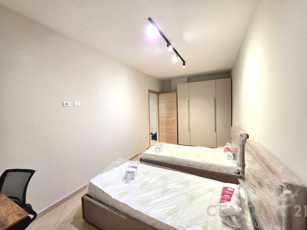 APARTAMENT 2+1 PER QIRA NE RRUGEN PETI 3