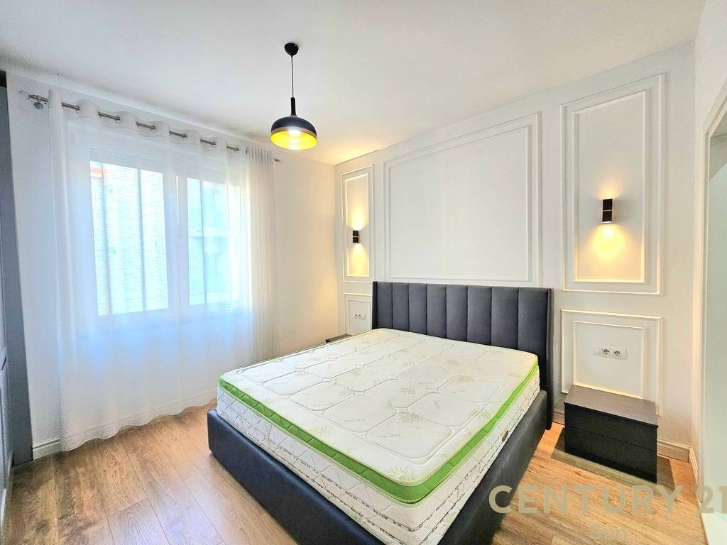 PREMIUM APARTAMENT 3+1+PARKIM PRANE KOPSHTIT BOTANIK 3
