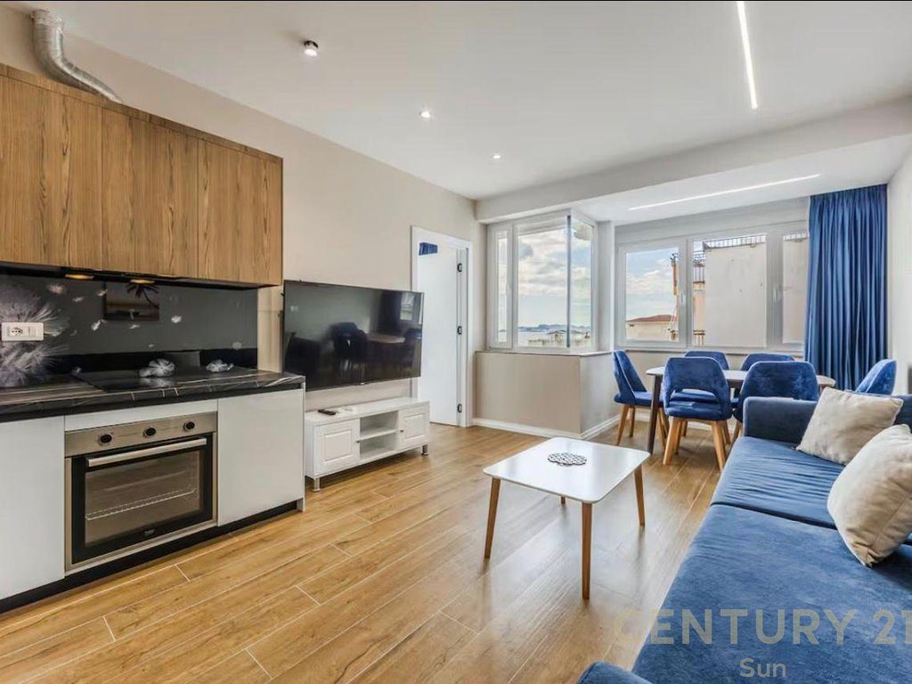 SHITEN 5 APARTAMENTE NE FUNKSION AIR BNB NE GOLEM. 2