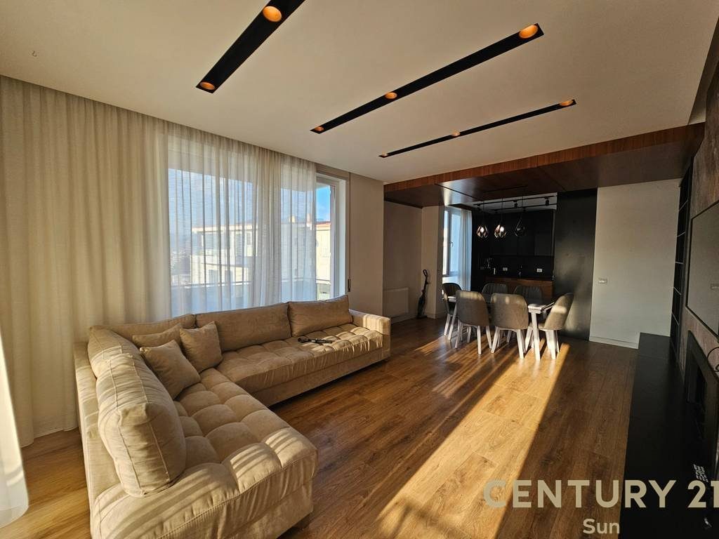 PREMIUM APARTAMENT 3+1+PARKIM PRANE KOPSHTIT BOTANIK 4