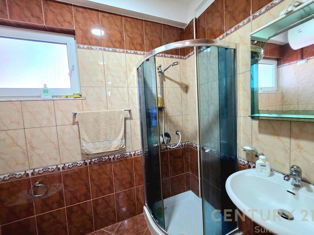 SHITET APARTAMENT 2+1+2 NE MALIN E ROBIT 3