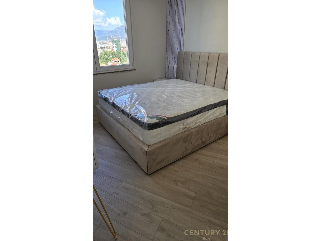 JAPIM ME QIRA APARTAMENT LUKSOZ 1+1 NE ASTIR. 4