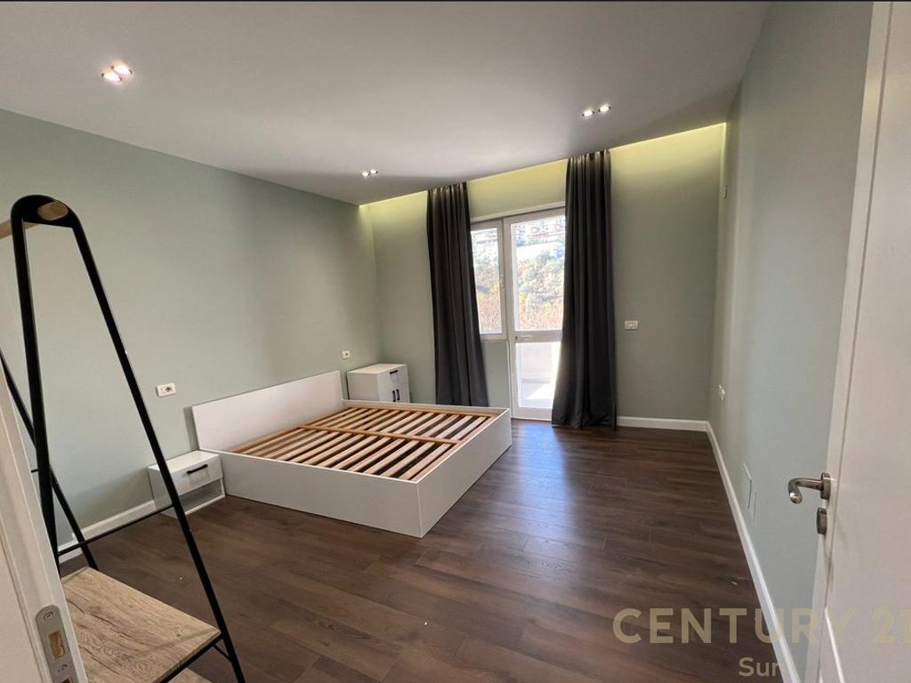 Apartament 2+1 Për Shitje në zonen e Kopshtit Botanik Zoologjik, Tiranë 4