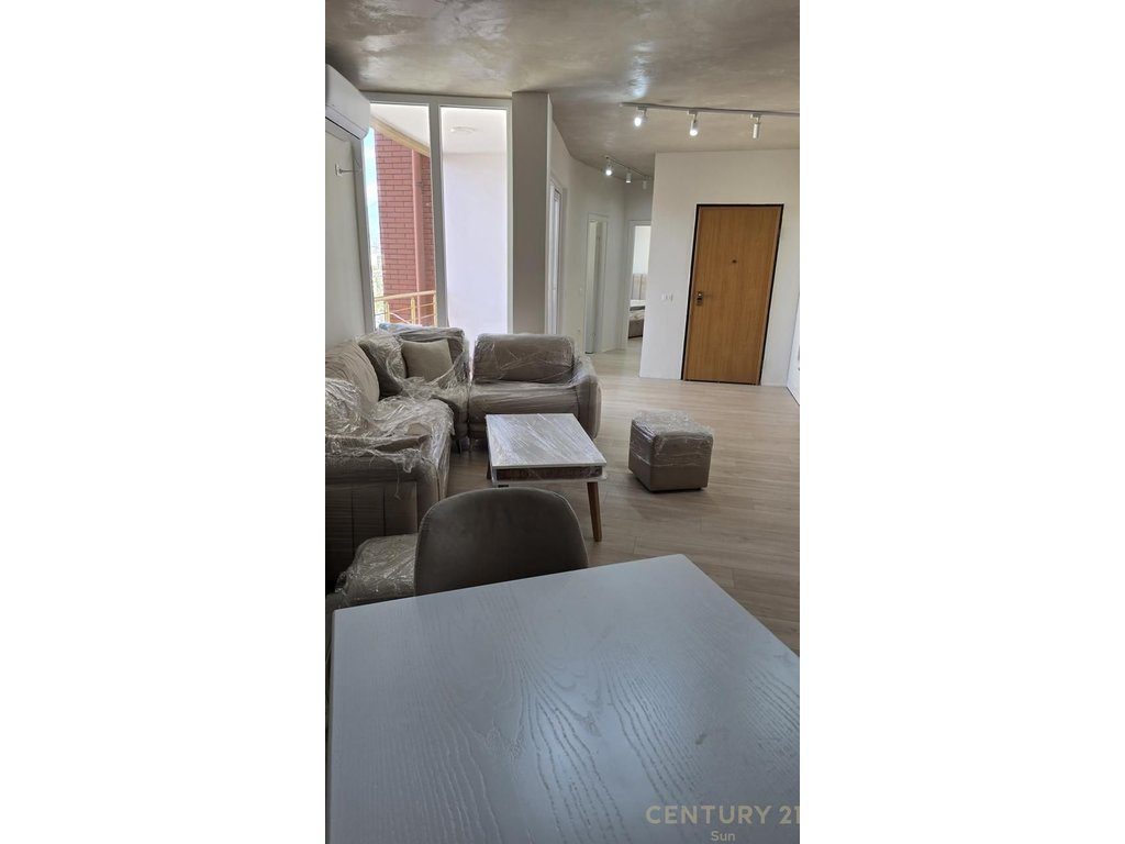 JAPIM ME QIRA APARTAMENT LUKSOZ 1+1 NE ASTIR. 3