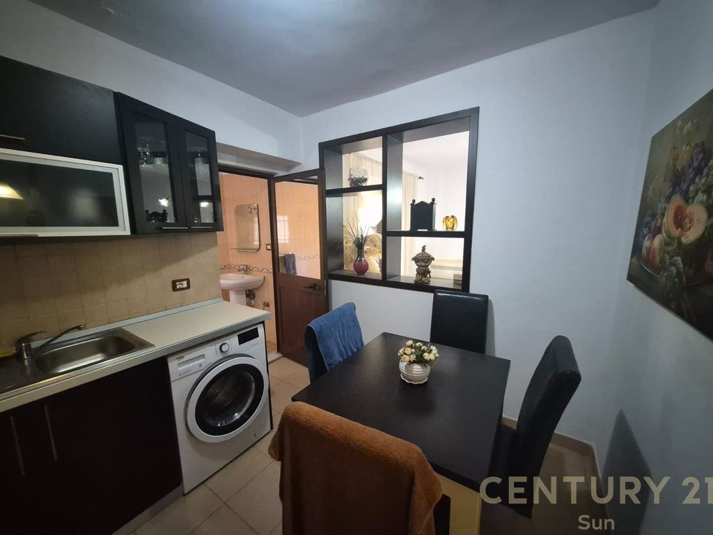 SHITET APARTAMENT 1+1 TE RRUGA E KAVAJËS – PRANË SPITALIT GJERMAN! 3