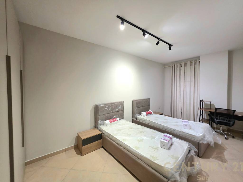 APARTAMENT 2+1 PER QIRA NE RRUGEN PETI 4