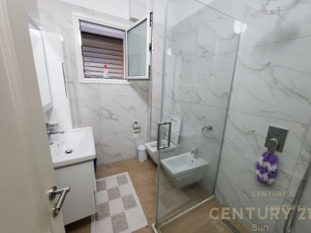 APARTAMENT 3+1+2 PER QIRA TE ZOGU I ZI. 4
