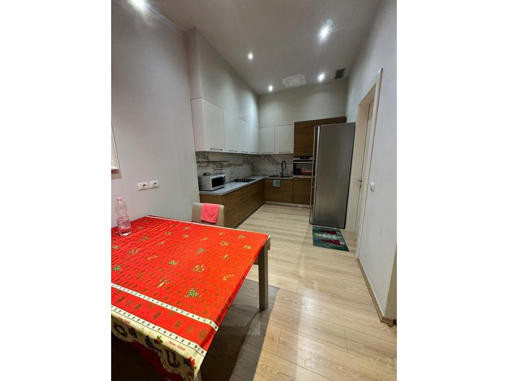 Apartament 3+1 Shitje në Liqeni i Thatë! 2