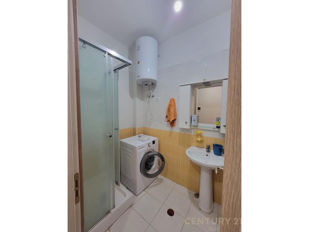 APARTAMENT 1+1 ME QIRA KOMPLEKSI FRATARI 2