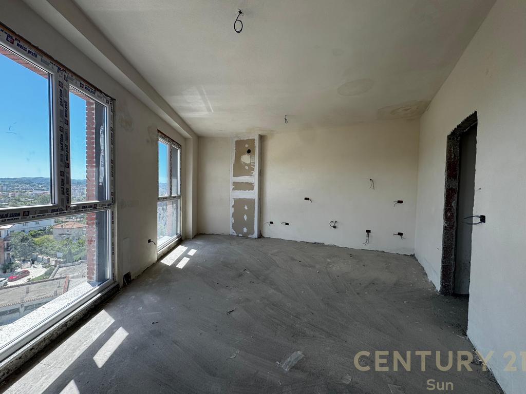 SHITET APARTAMENT 2+1 TEK KUPA PASKUQAN ! 3