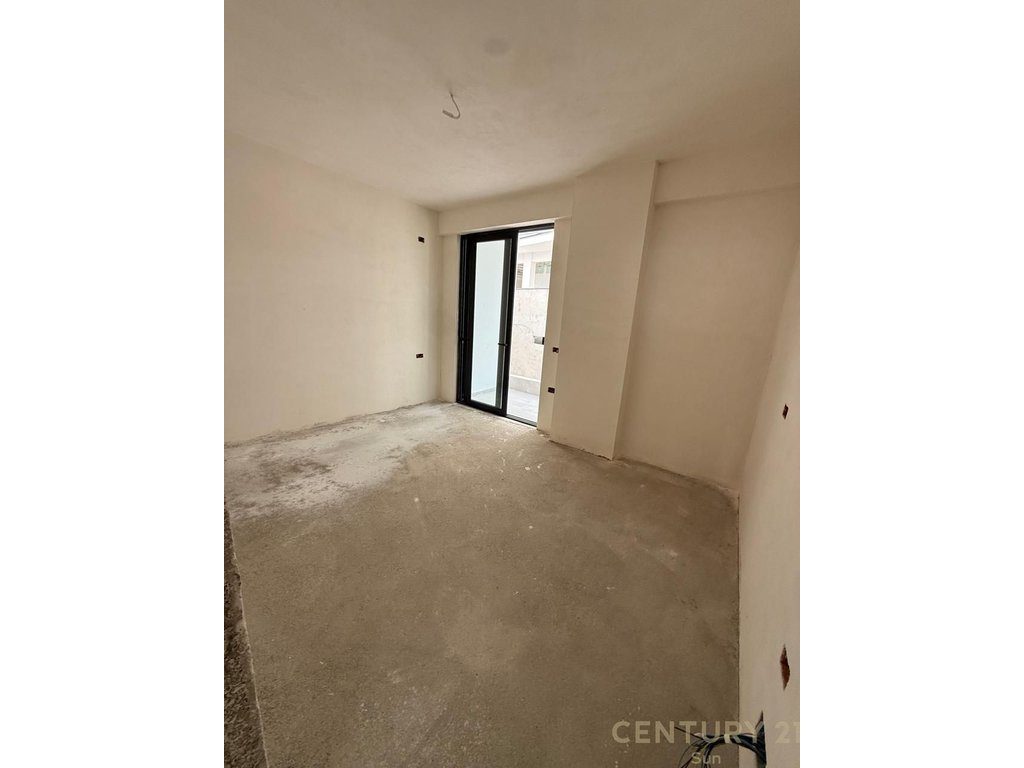 Penthouse në Shitje në Sarandë 4