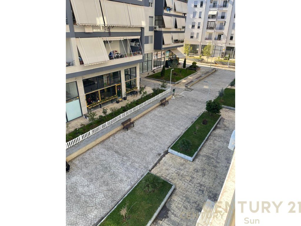 Shitet apartament 3+1+2 ne Kinostudio ! 4