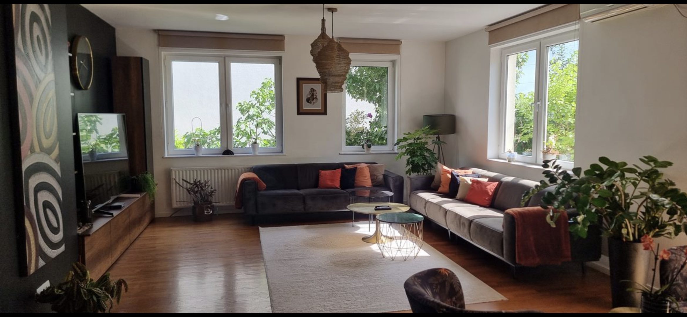 ShtĂ«pi ekskluzive nĂ« shitje â Veterrnik, PrishtinĂ« 4