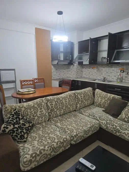Apartament 1+1 me qira ne Astir, € 450, 90 m² 2