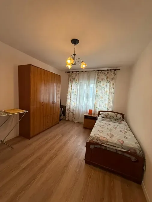 Apartament me qera - Ish Blloku, € 800, 100 m² 4